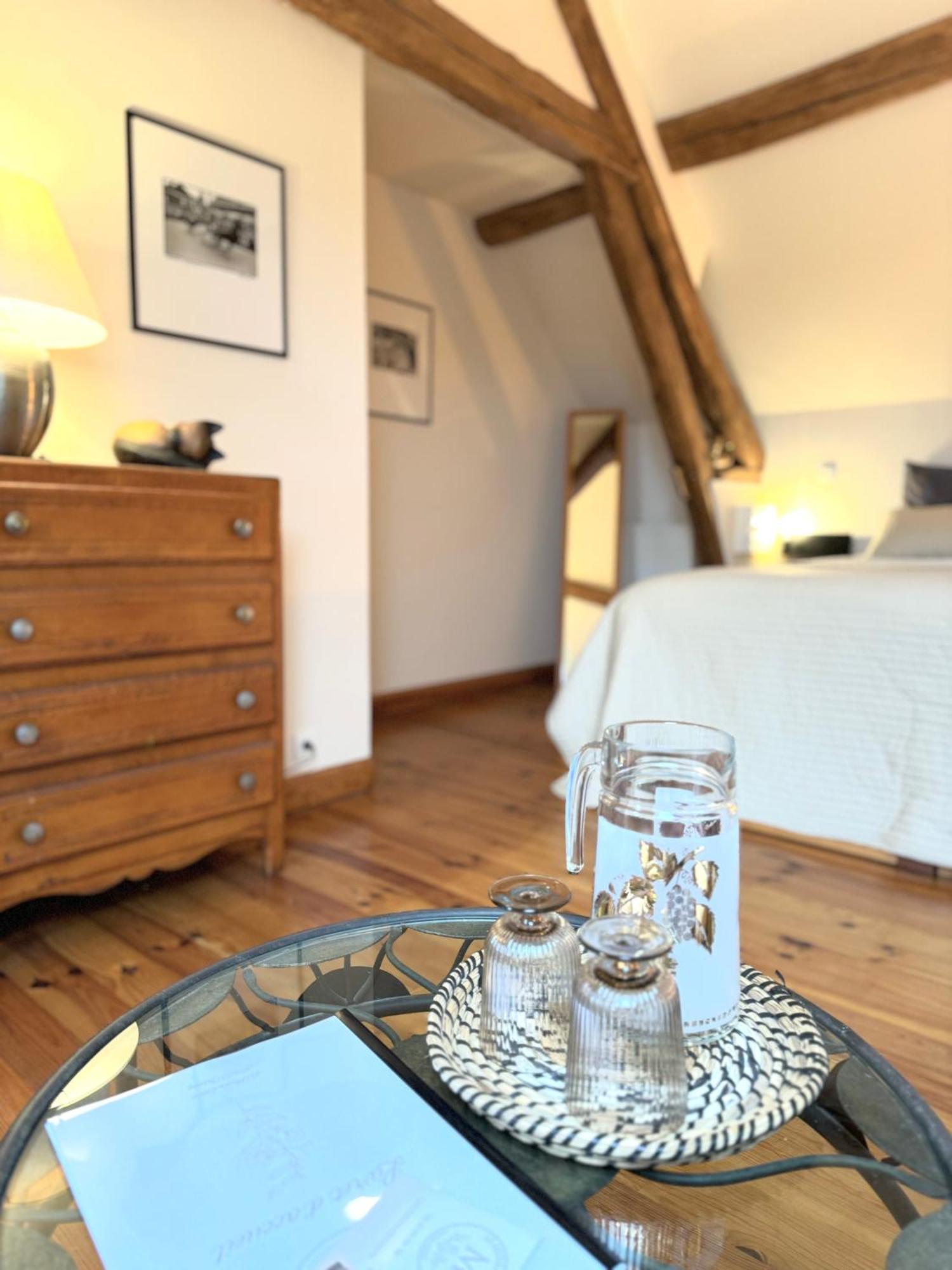 Le Moulin D Olivet Bed and Breakfast Orbigny Buitenkant foto